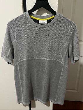 NEW Lacoste Motion Breathable Seamless Tee
